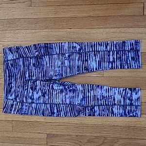 Lululemon Fast and Free Crop 19" in New Horizon Multi